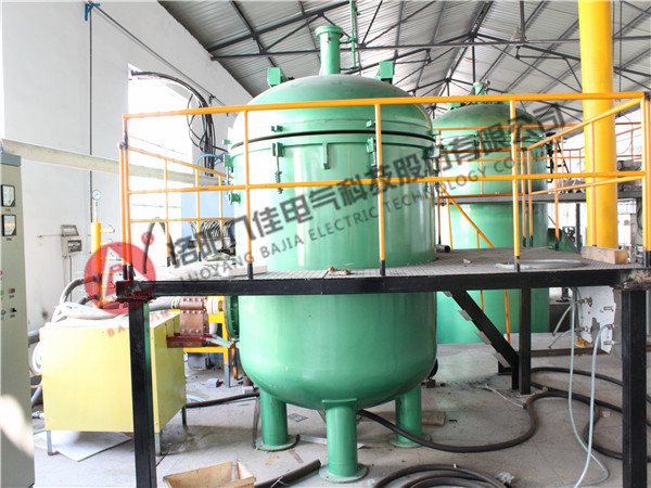 真空燒結爐產品實拍圖片.jpg 真空燒結爐產品實拍圖片.jpg